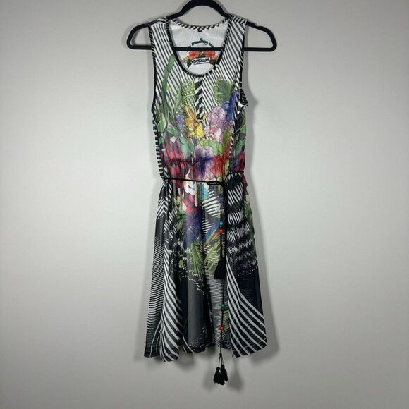 Desigual Dresses & Skirts - Desigual Size‎ 40 Black White Floral Gusti Sleeveless Belted Knee Length Dress